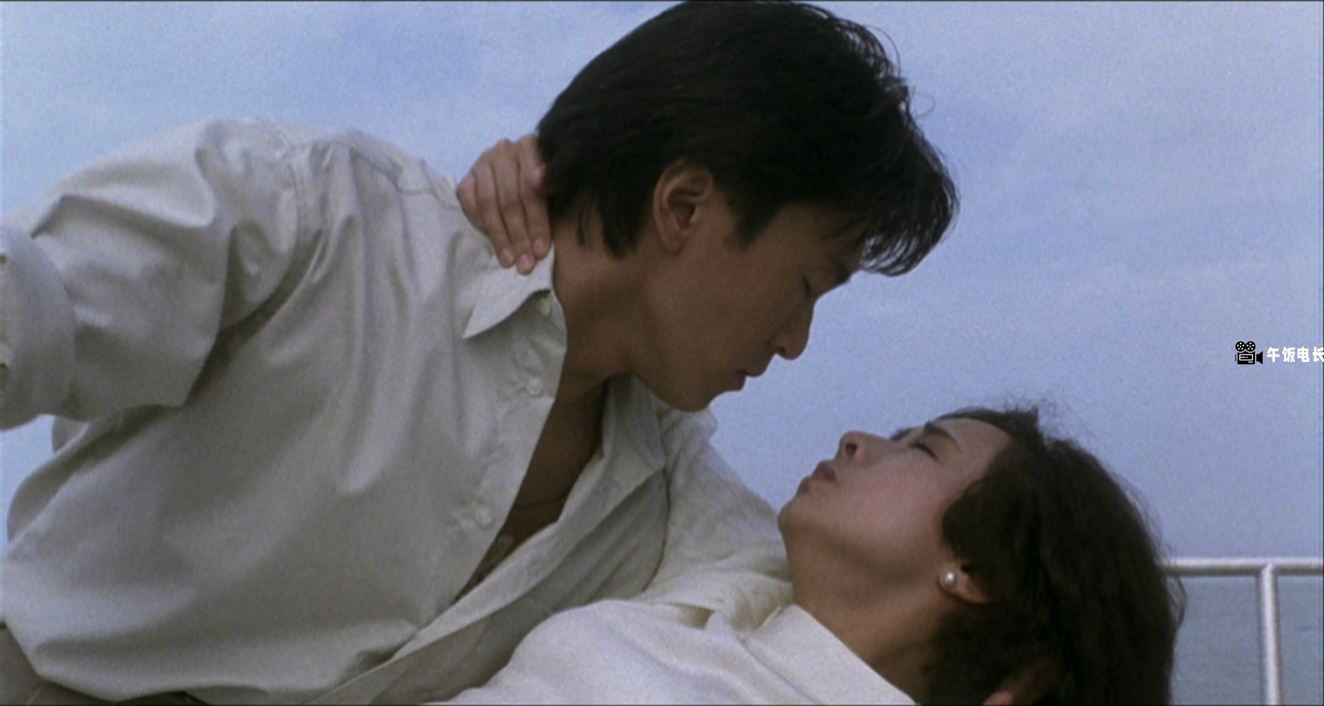 Legend.of.the.Dragon.1990.BluRay.1080p.x265.10bit.2Audio.MNHD-10018@BBQDDQ.COM.m.jpg