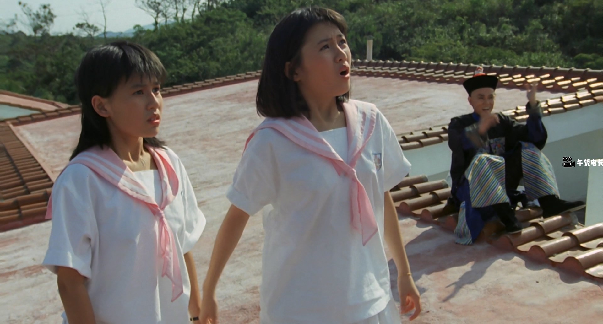 The.Happy.Ghost.1984.1080p.BluRay.x265.10bit.DTS.2Audio-10017@BBQDDQ.COM.mkv_202.jpg