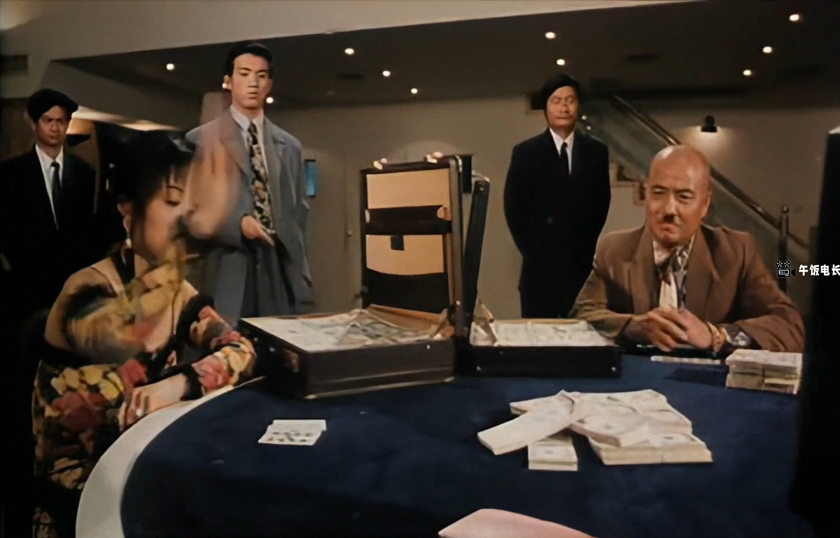 Madam.Q.1996.CHINESE.ENSUBBED.1080p.WEBRip.x264-VXT.mp4_20241027_151618.033.jpg