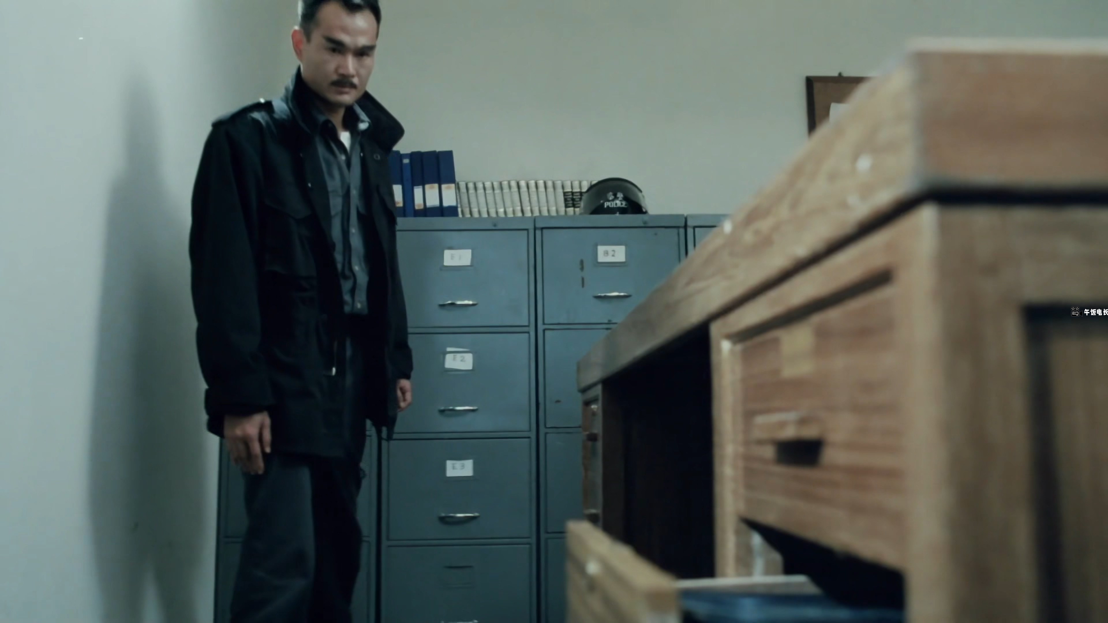 Magic.Cop.1990.2160p.WEB-DL.H265.AAC-TAGWEB.mp4_20241030_154405.251.jpg