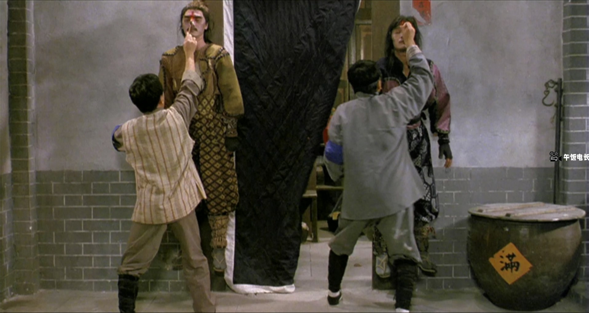 Mr.Vampire.III.1987.BluRay.1080p.TrueHD.5.1.2Audio.x265.10bit-Xiaomi.mkv_2024103.jpg