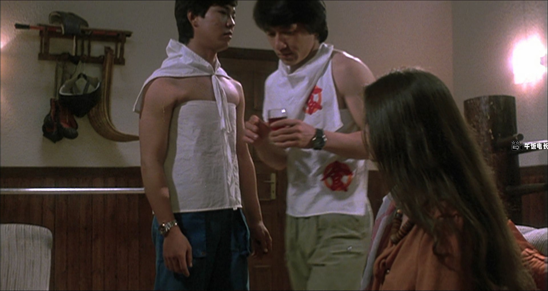 Wheels.On.Meals.1984.BluRay.1080p.x265.10bit.2Audio-MiniHD.mkv_20241110_171347.118.jpg