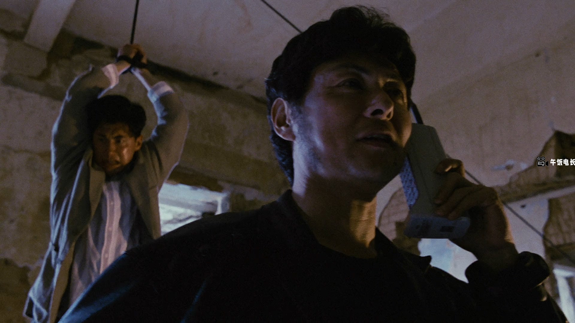 皇家师姐2皇家戰士.1986.BDRip.mkv_20241201_145811.116.jpg
