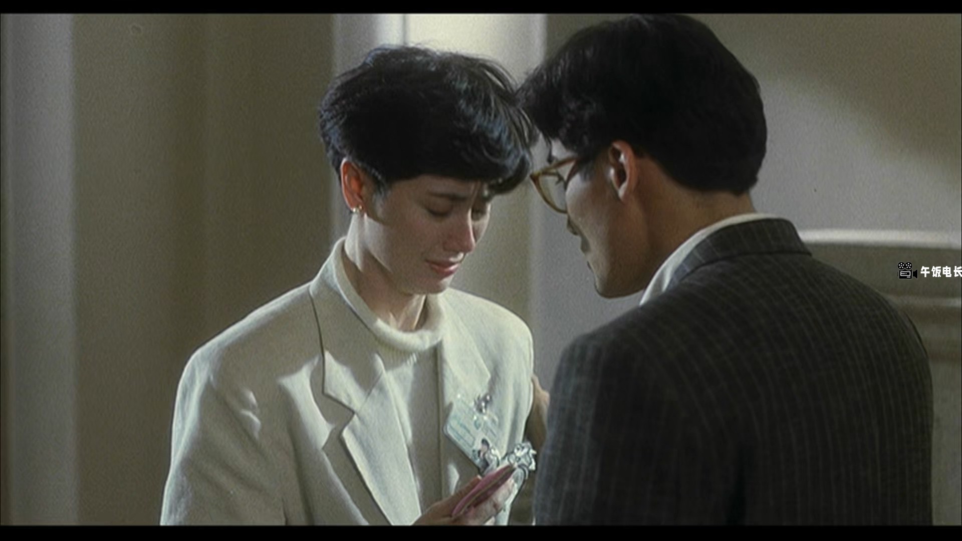 She.Shoots.Straight.1990.1080p.MyTVS.WEB-DL.H265.AAC-TAGWEB.mkv_20241201_150438.260.jpg
