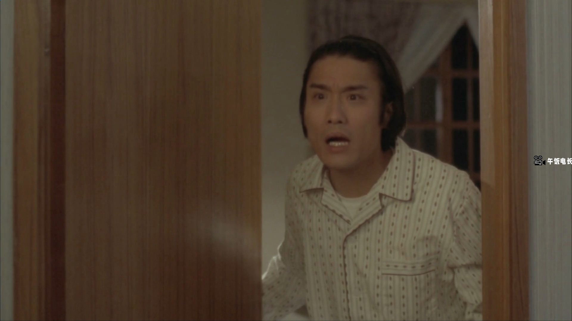 神龙赌圣之旗开得胜.All.Of.The.Winners.1994.R3.HK.Subbed.mkv_20241213_134113.641.jpg